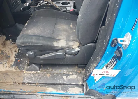 2007 Toyota Fj Cruiser z USA, uszkodzony, nr VIN JTEBU11F470070581